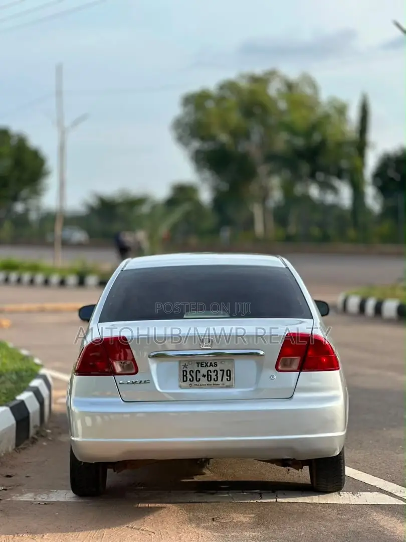 Honda Civic 2004 Silver