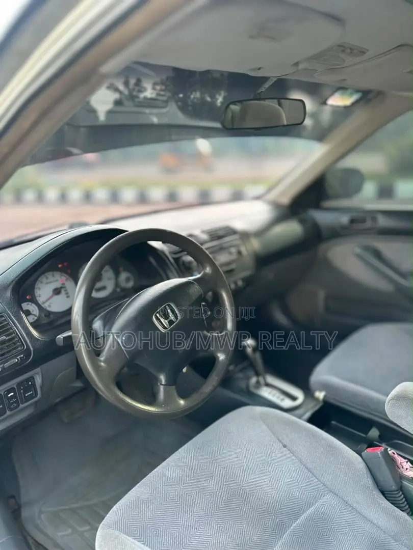 Honda Civic 2004 Silver