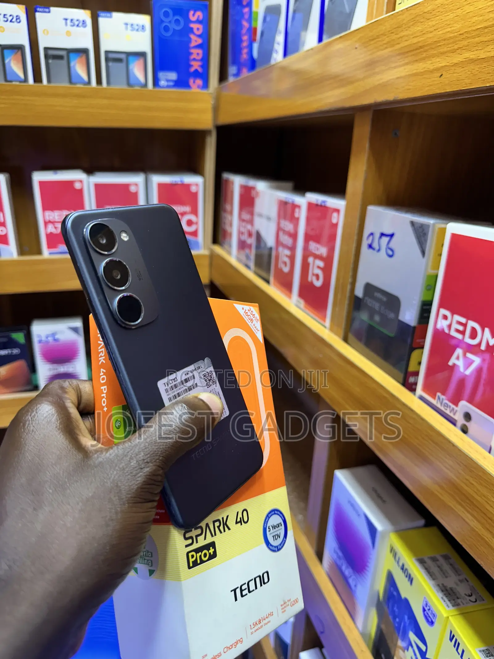 Tecno Spark 40 Pro+ 256 GB Black