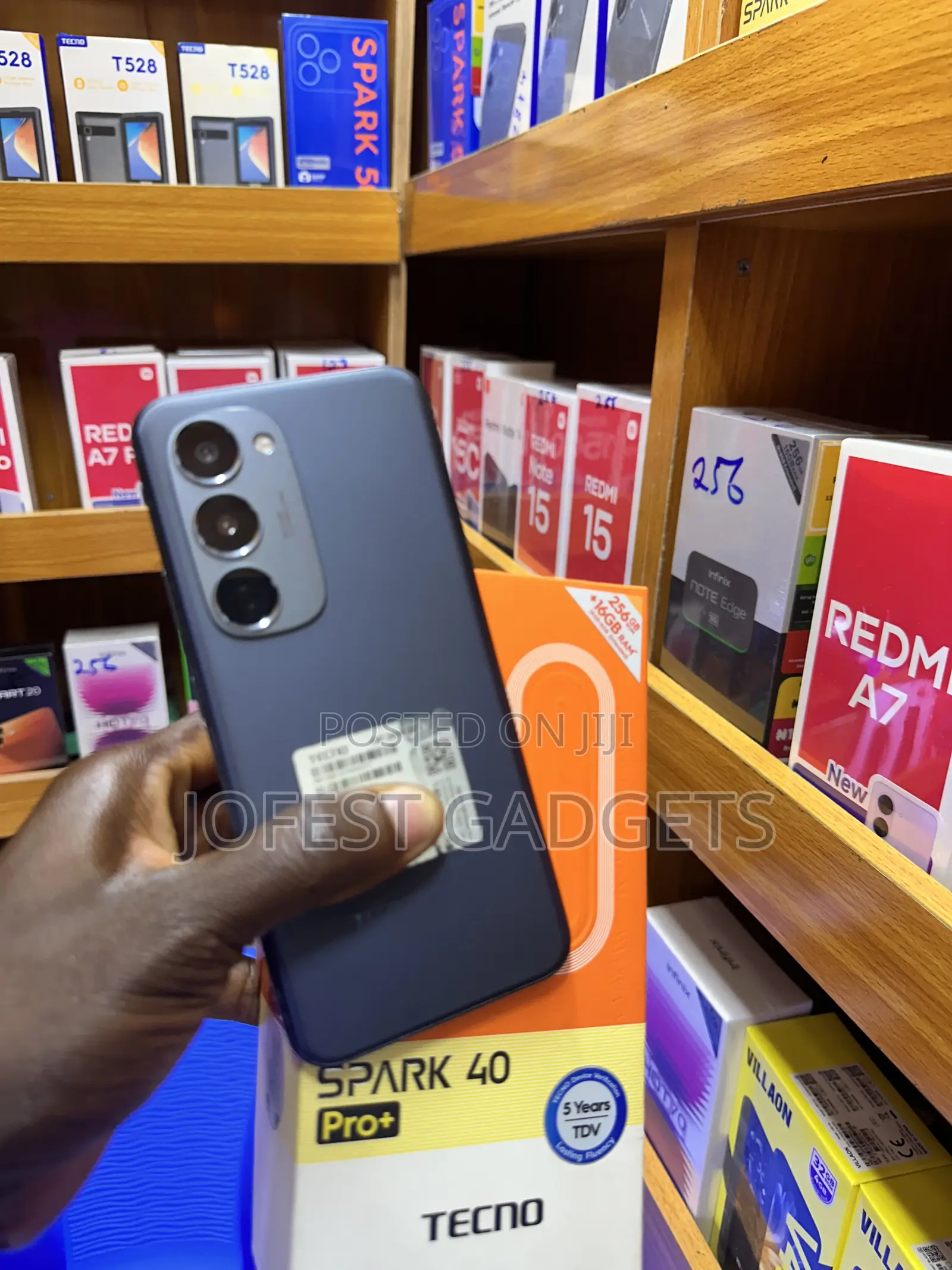 Tecno Spark 40 Pro+ 256 GB Black