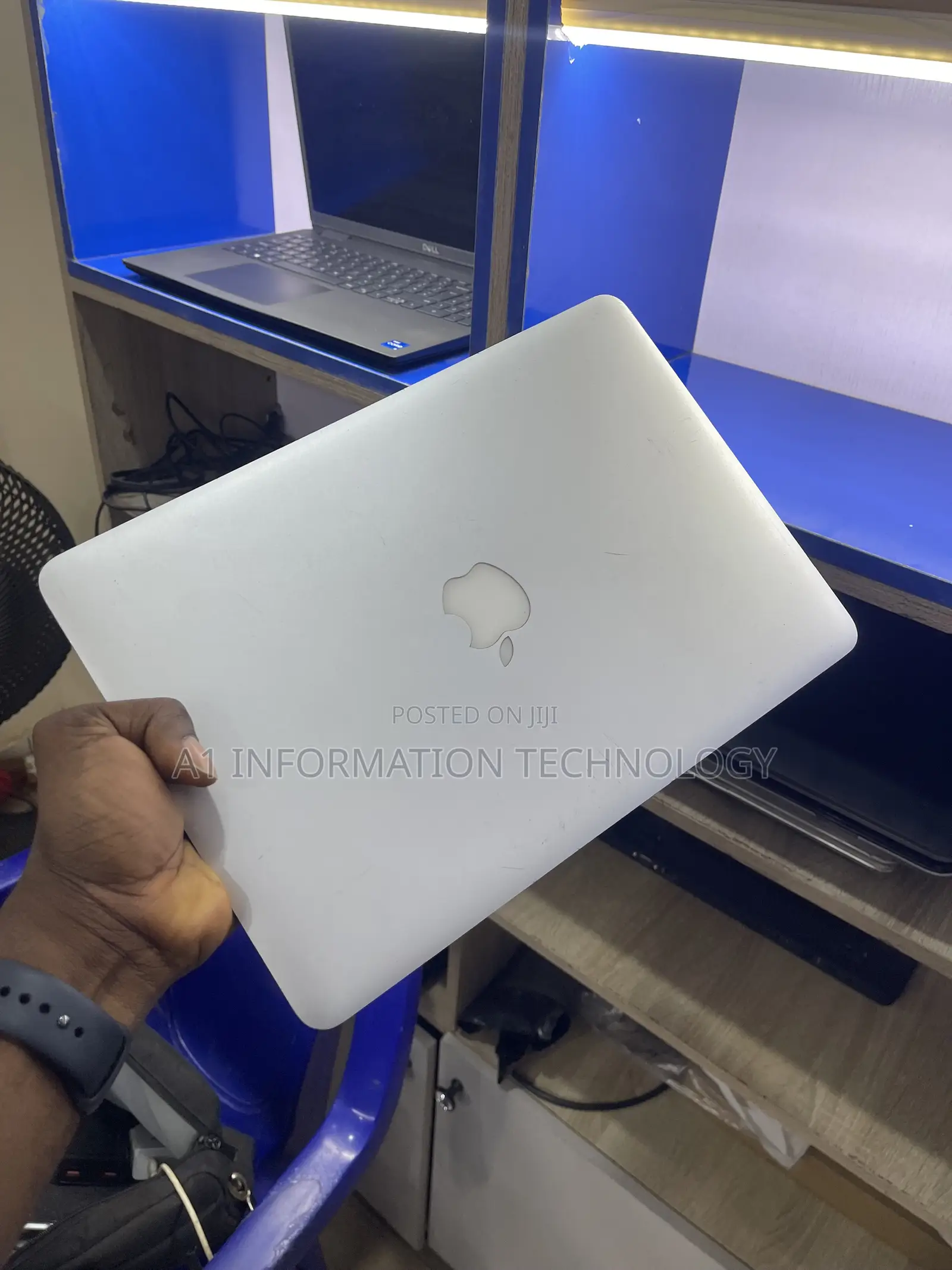 Laptop Apple MacBook 2015 8GB Intel Core i5 SSD 256GB
