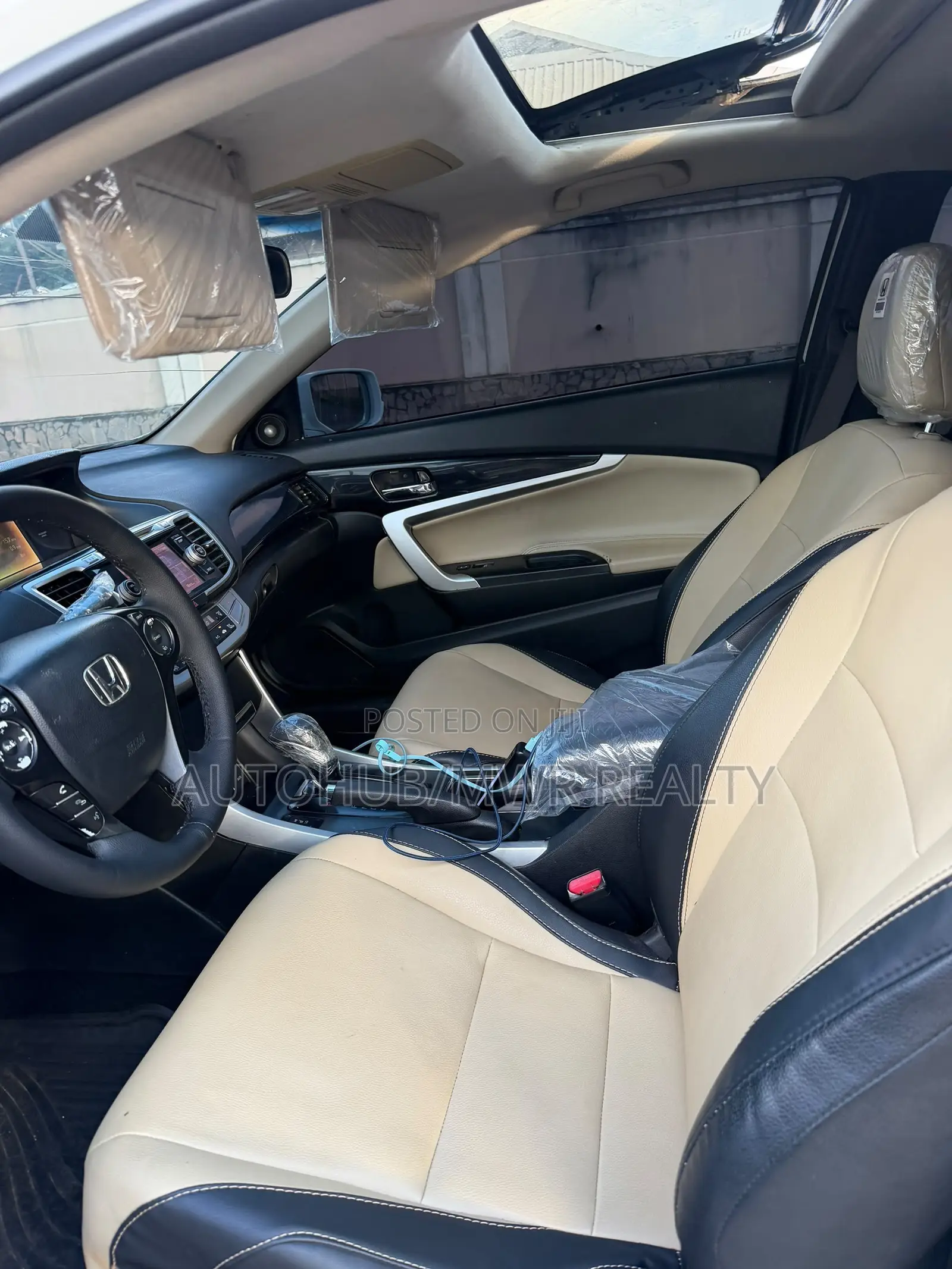 Honda Civic 2013 White