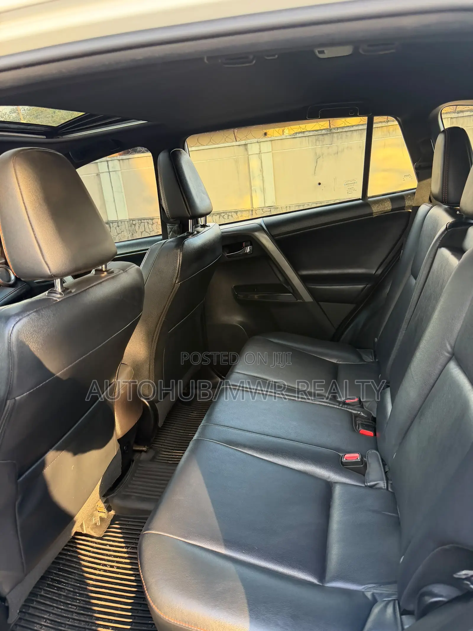 Toyota RAV4 2018 White