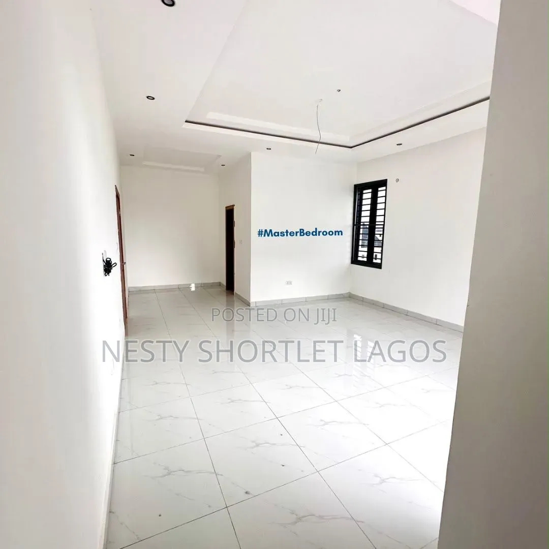 Furnished 5bdrm House in Iseri for sale