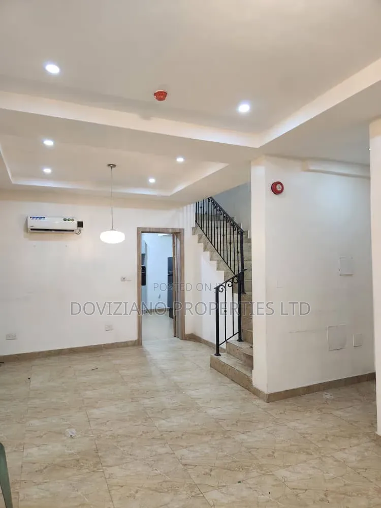 4bdrm Duplex in Ikeja GRA for rent