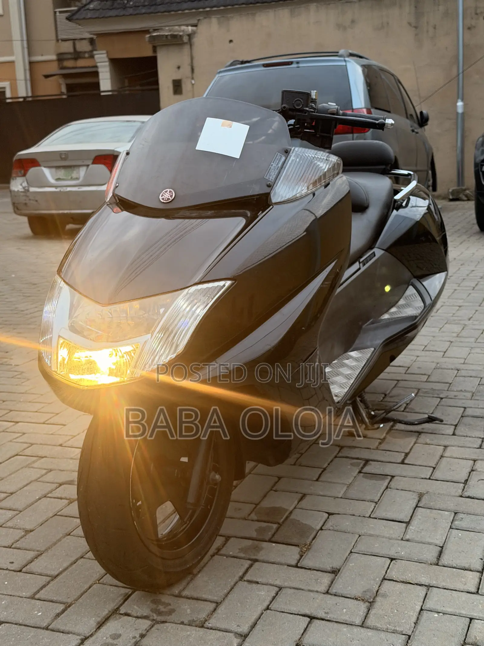 Yamaha 2012 Black