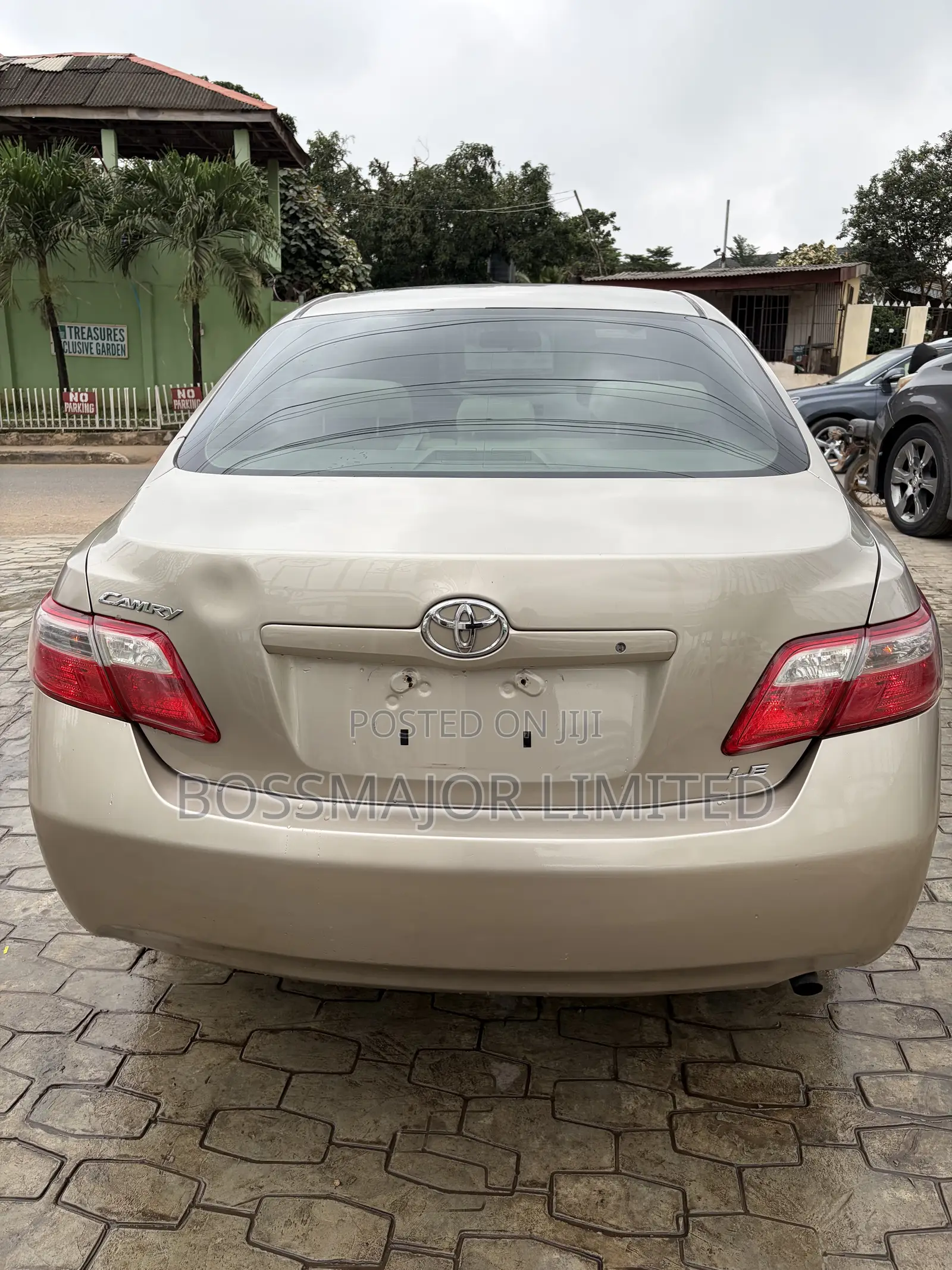 Toyota Camry LE 4dr Sedan (2.4L 4cyl 5A) 2008 Gold