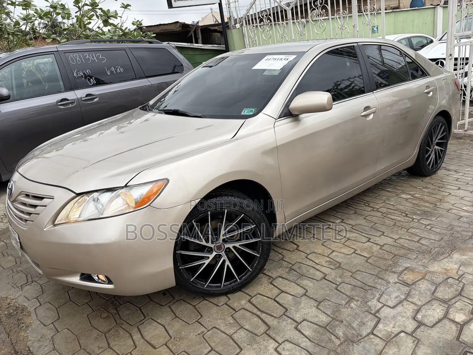 Toyota Camry LE 4dr Sedan (2.4L 4cyl 5A) 2008 Gold