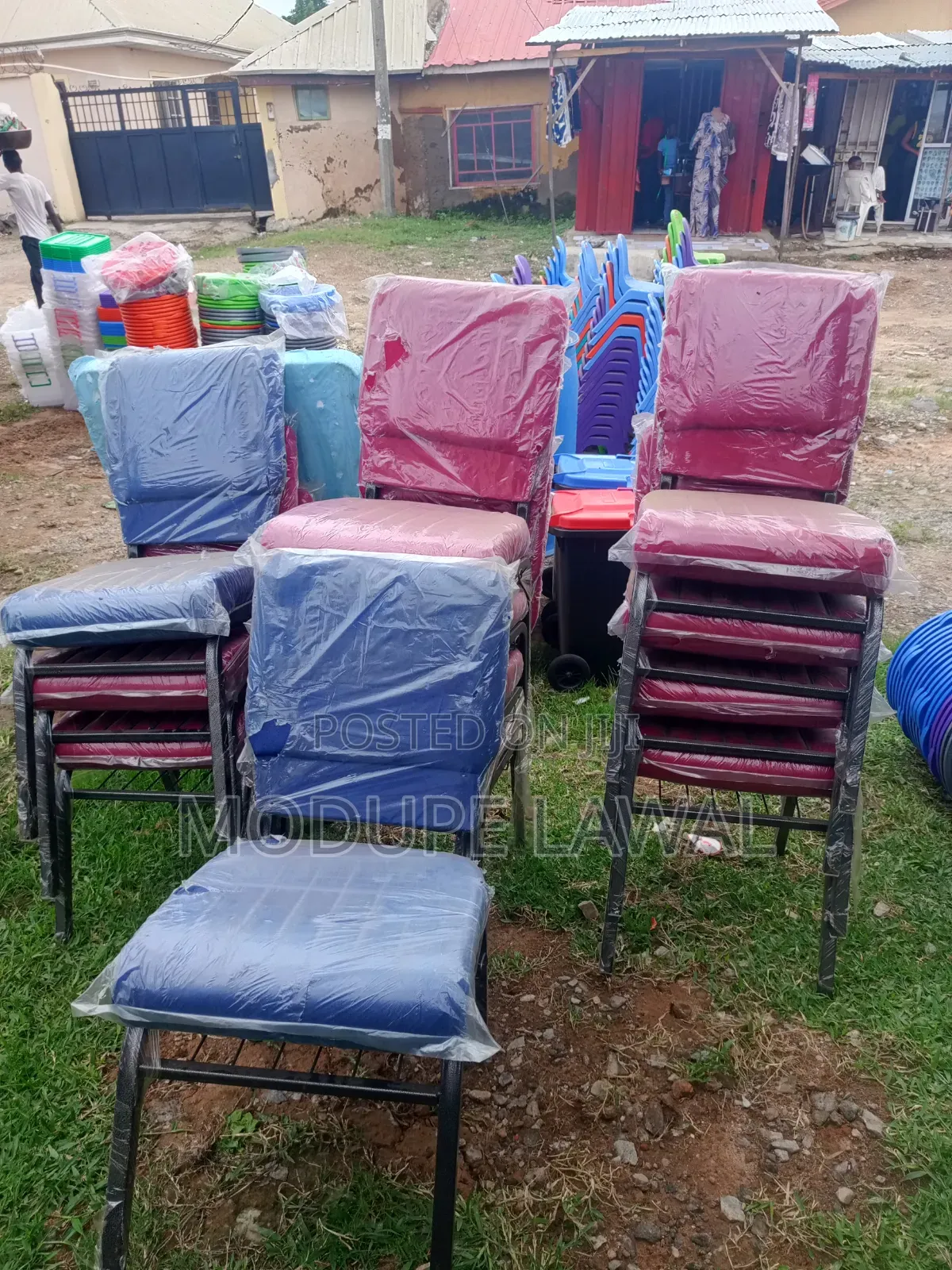 VIP Banquet Chair