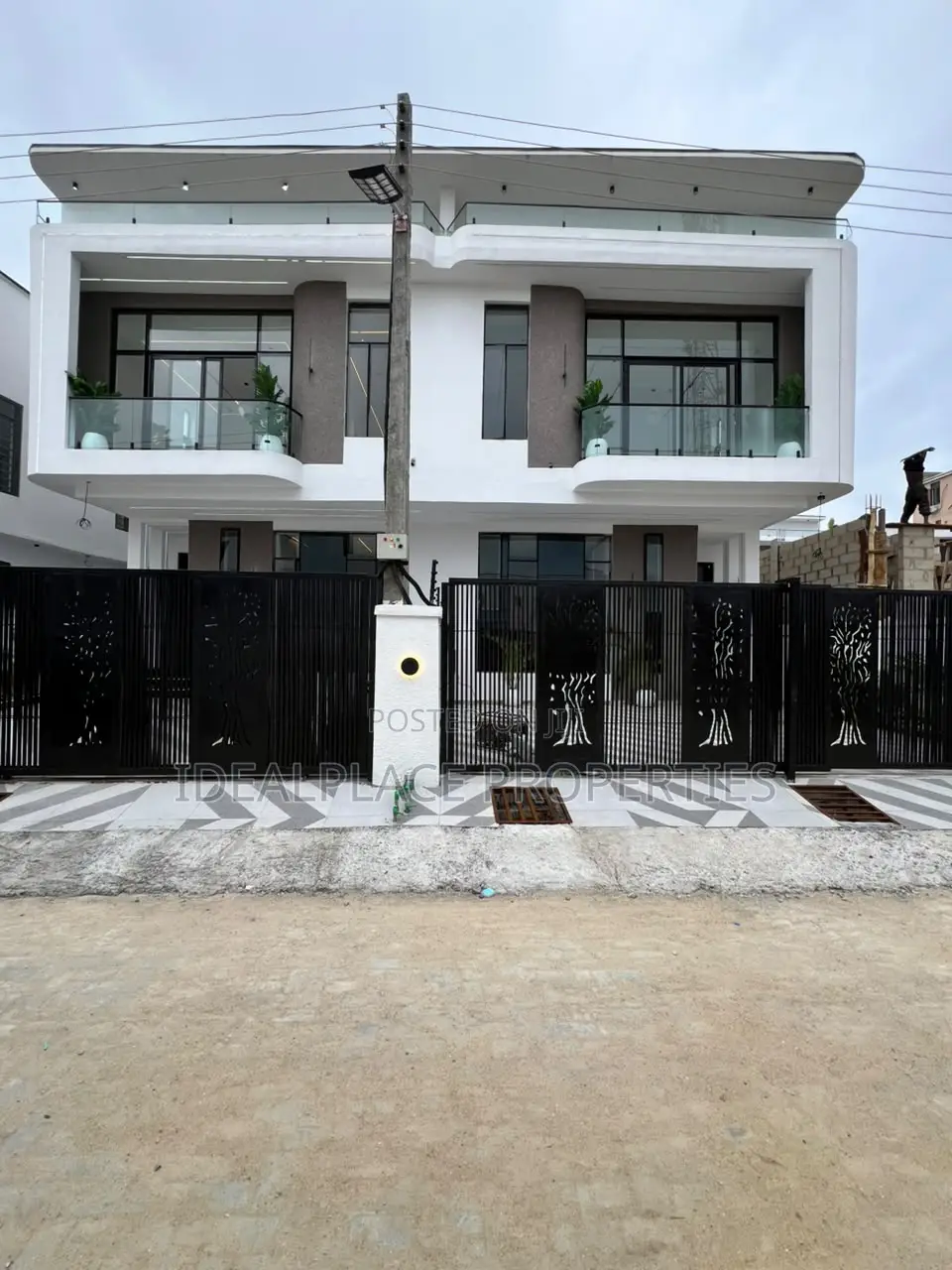 4bdrm House in Ikota for sale