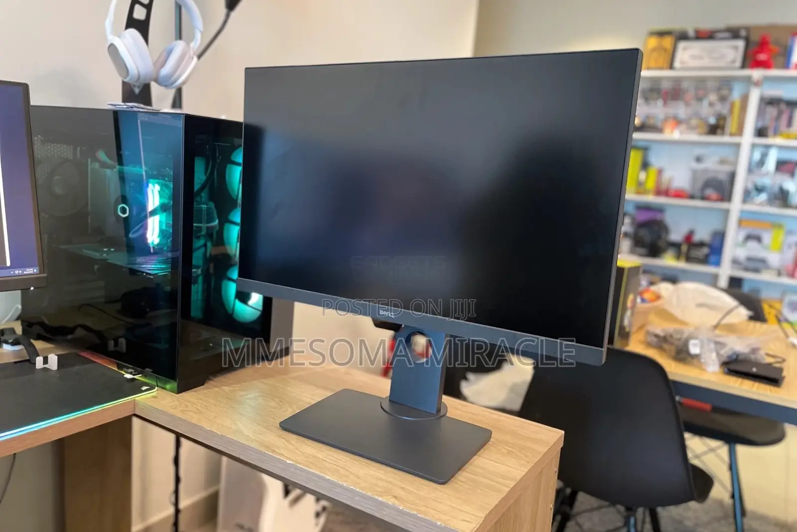 BenQ PD2705Q 27-Inch QHD (2560x1440) IPS Monitor