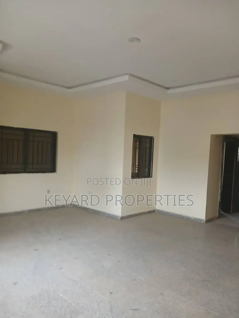 5bdrm Duplex in Jabi for rent