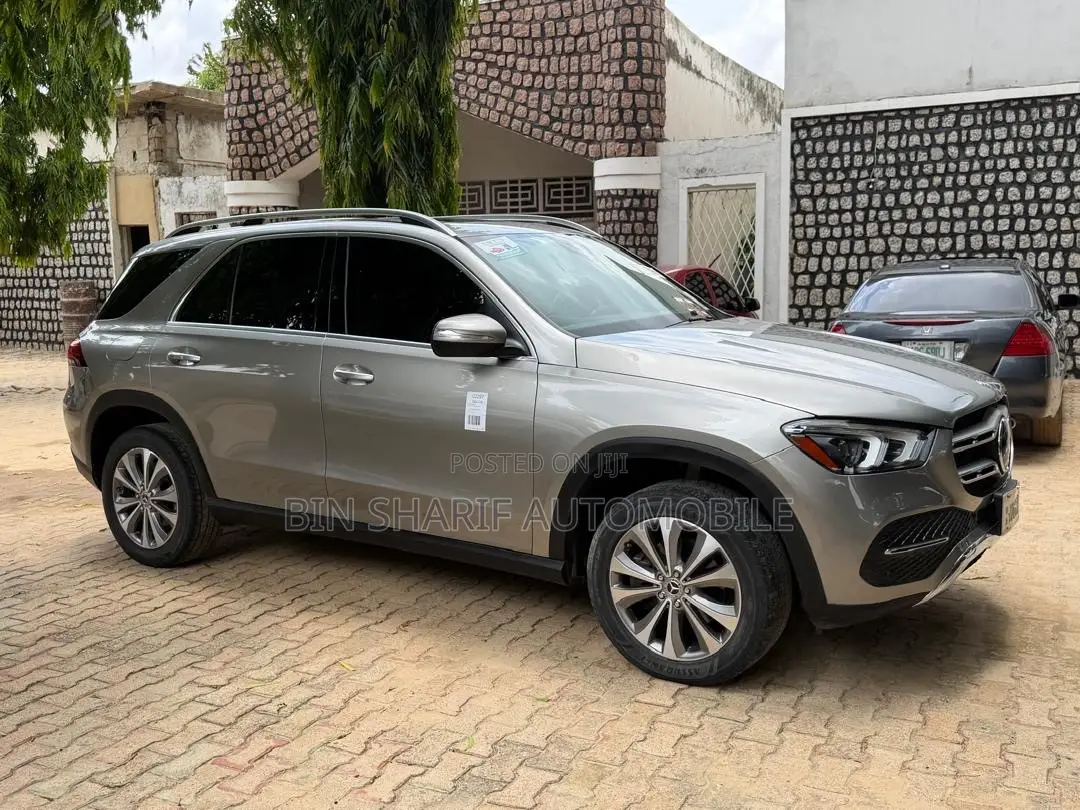 Mercedes-Benz GLE-Class 2020 Beige