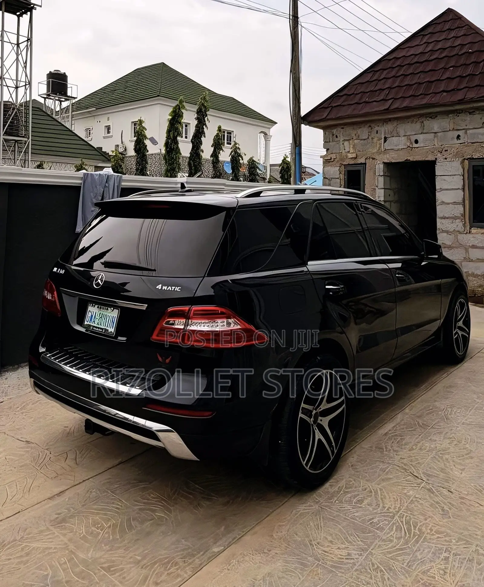 Mercedes-Benz M Class ML350 4MATIC 4dr SUV AWD (3.5L 6cyl 7A) 2014