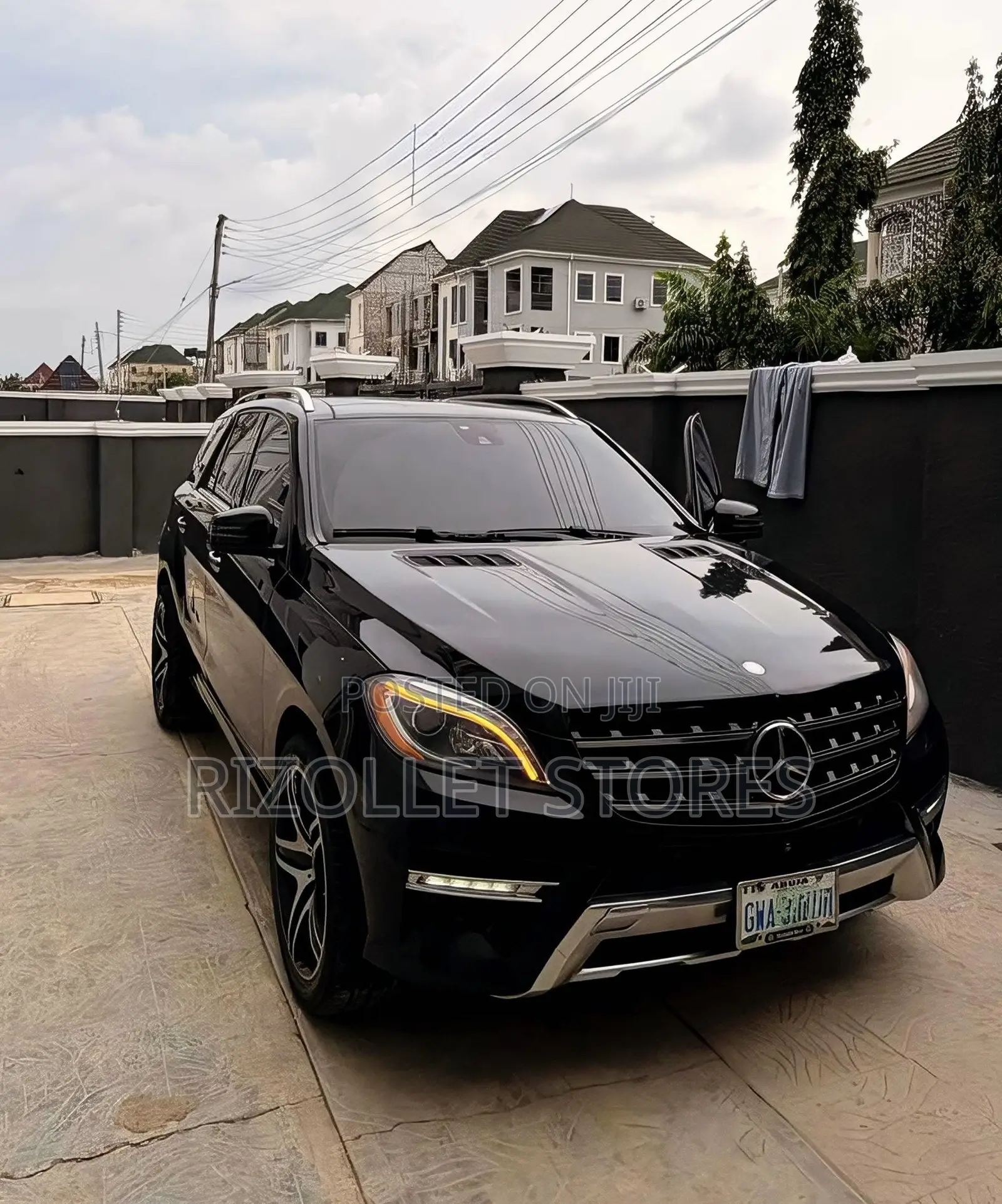 Mercedes-Benz M Class ML350 4MATIC 4dr SUV AWD (3.5L 6cyl 7A) 2014