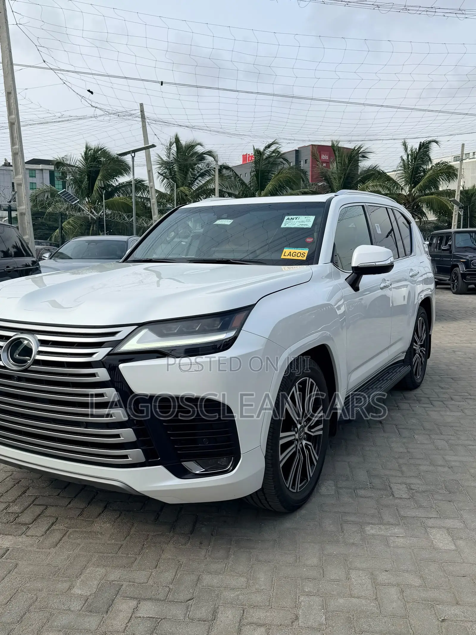 Lexus LX 600 2023 White