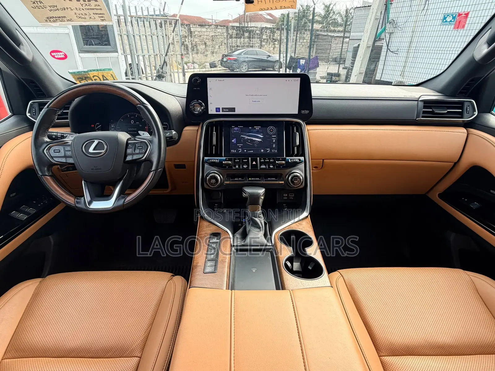 Lexus LX 600 2023 White