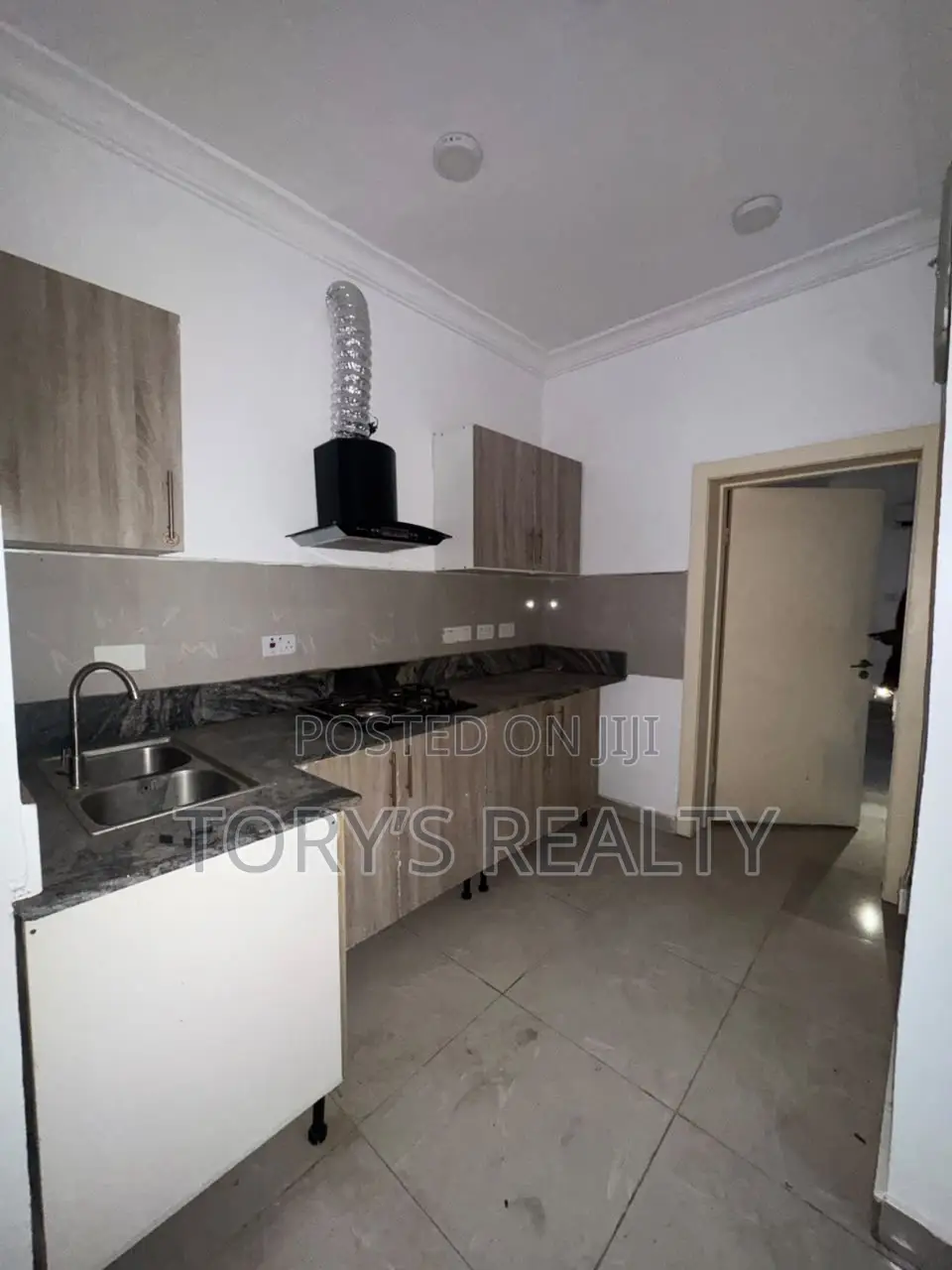 1bdrm Apartment in Lekki Phase 2 for sale