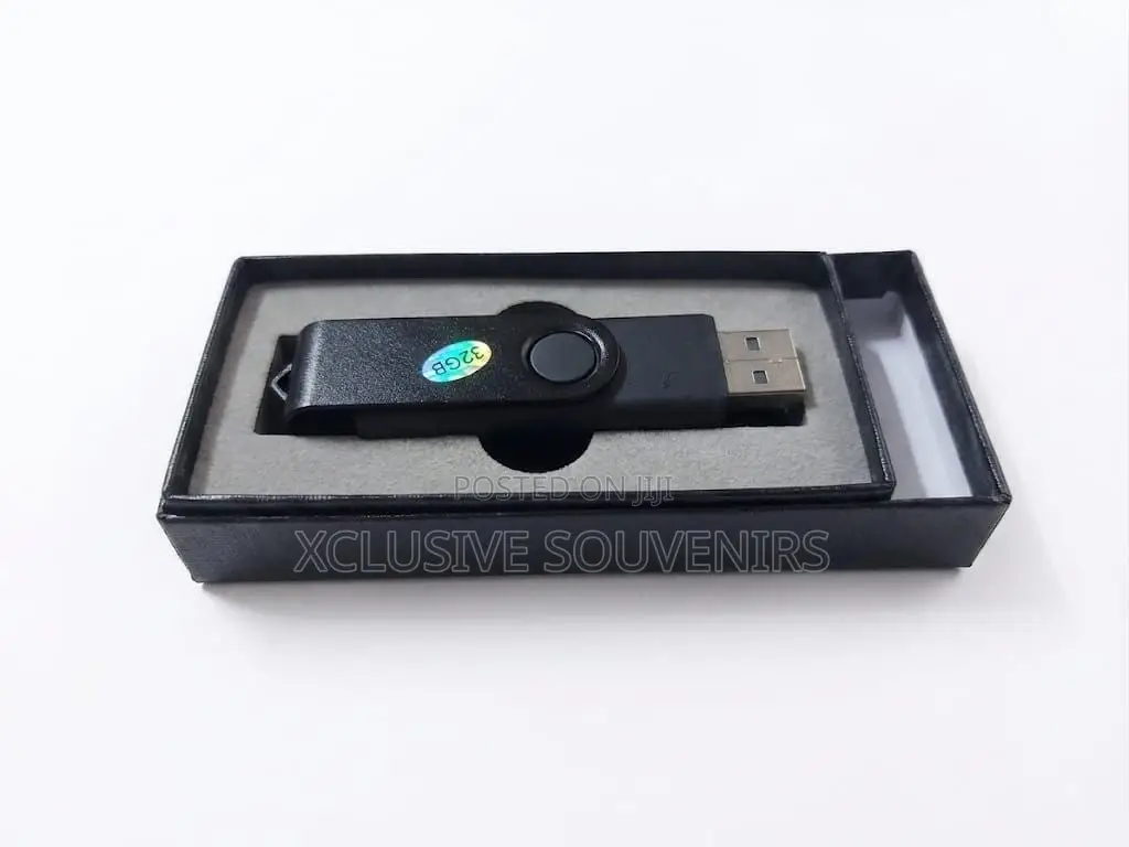 32gb Flash Drive Boxed