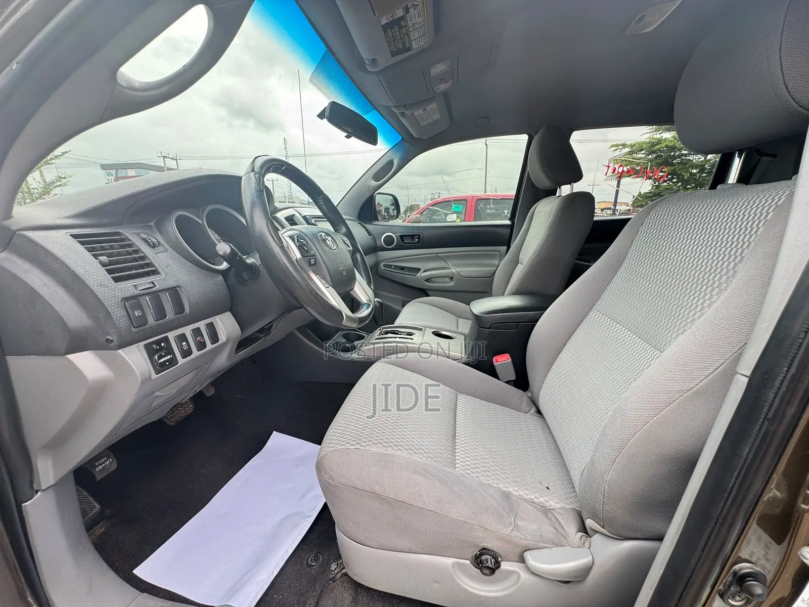Toyota Tacoma 2015 Brown