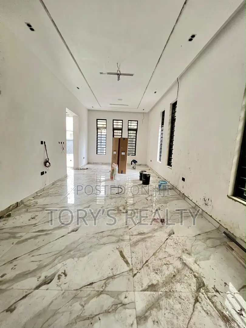 6bdrm Duplex in Victoria Island Extension for sale