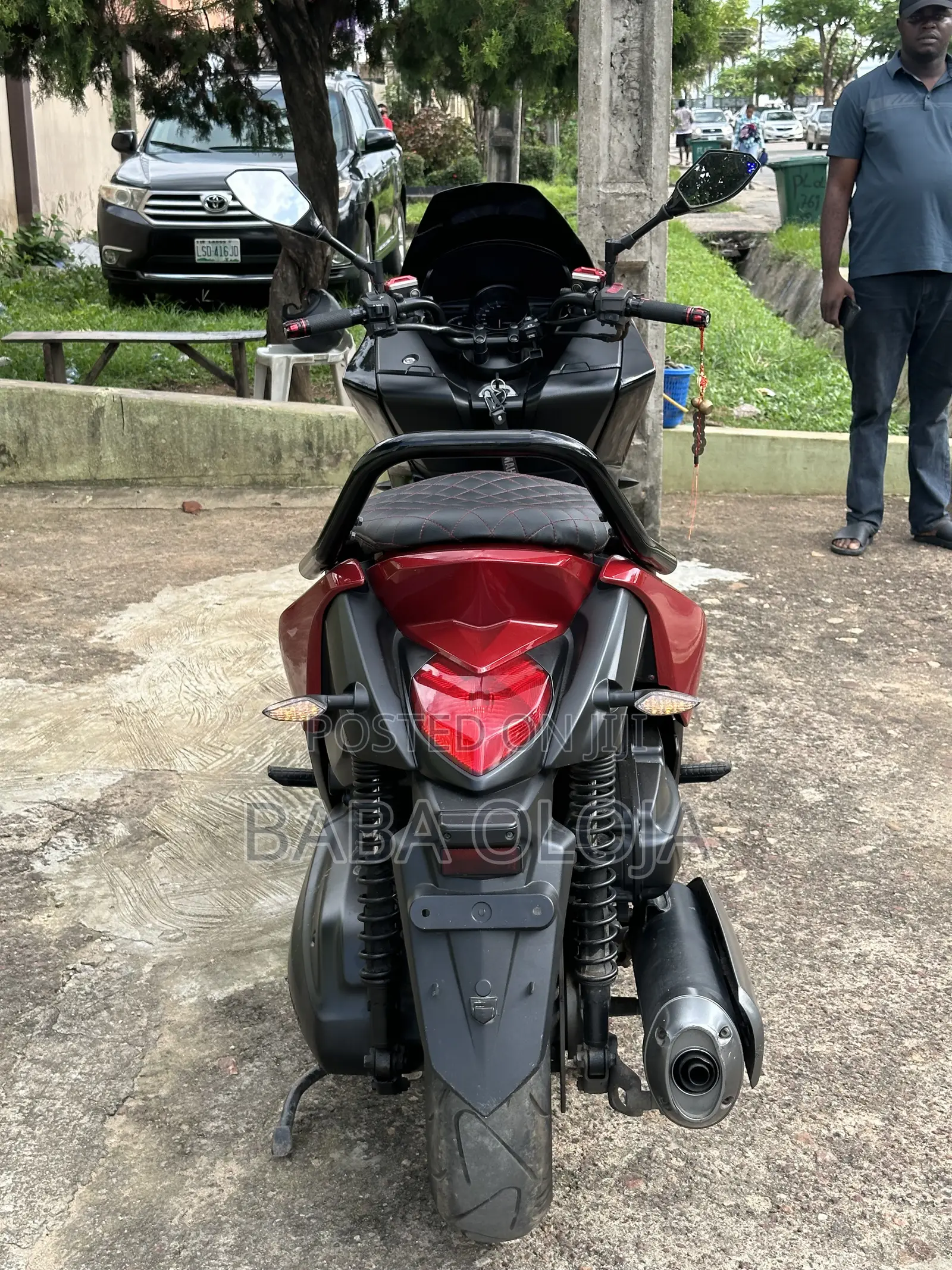 Honda 2012 Red