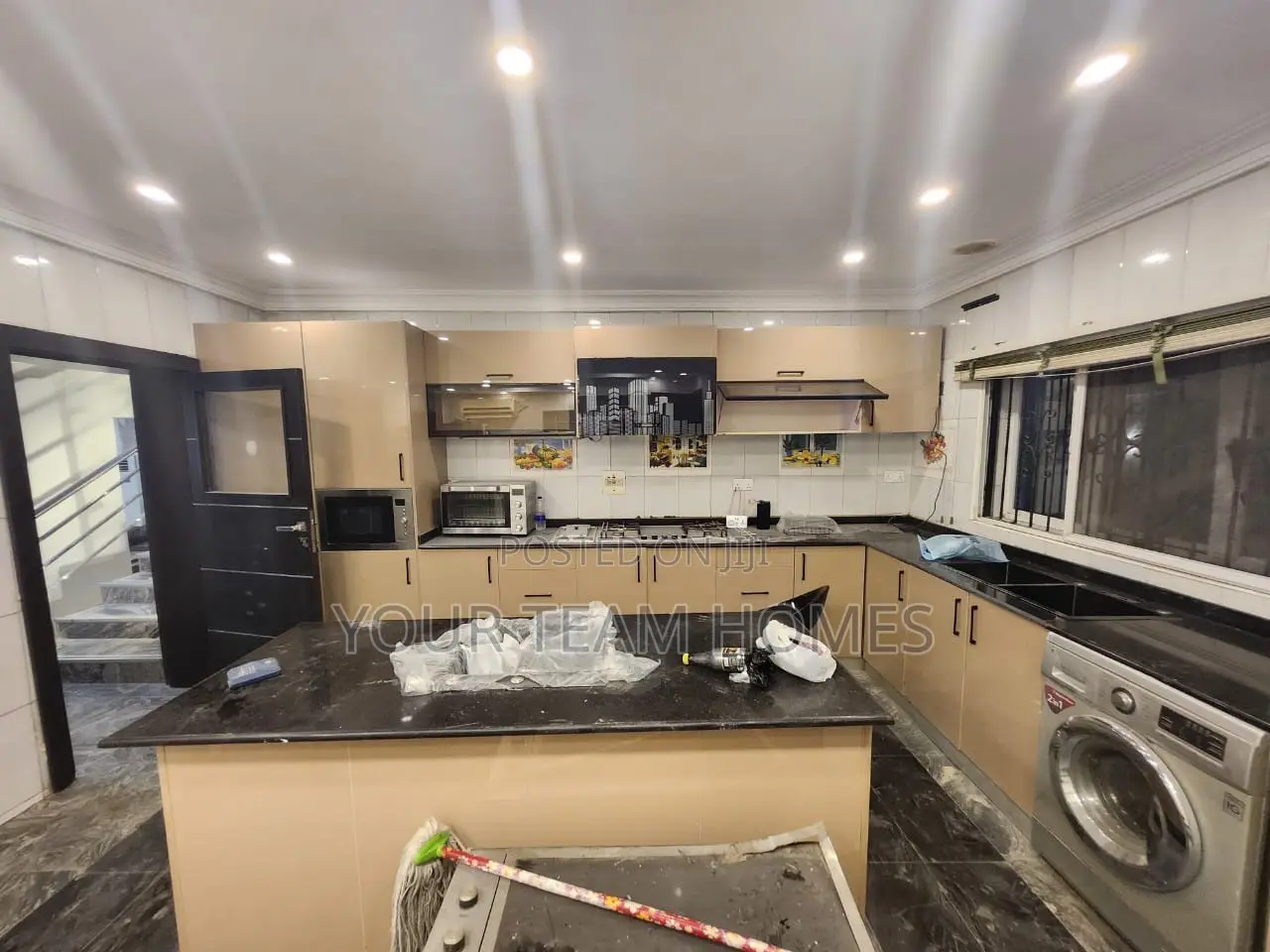 5bdrm Duplex in Maitama for sale