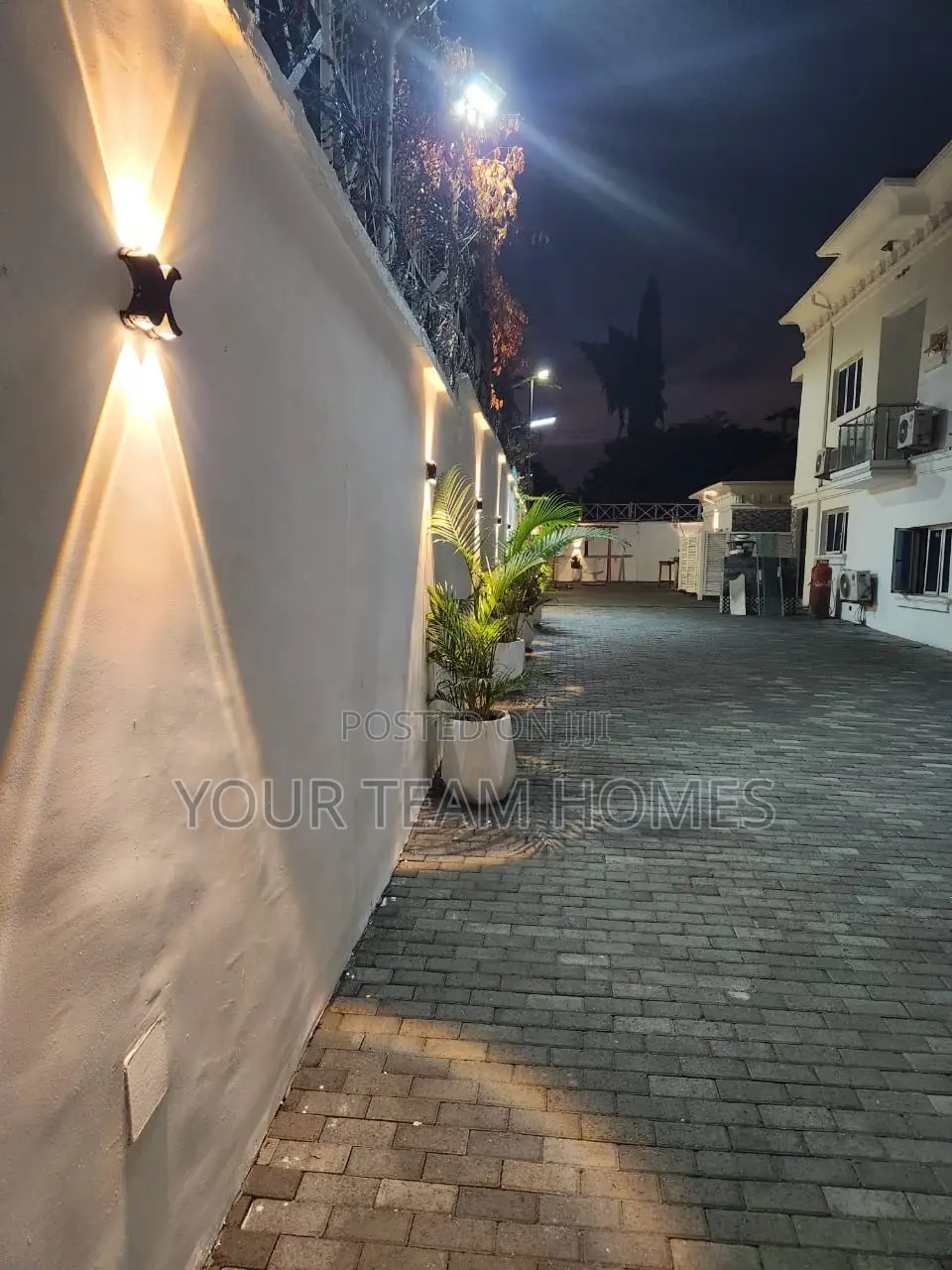 5bdrm Duplex in Maitama for sale