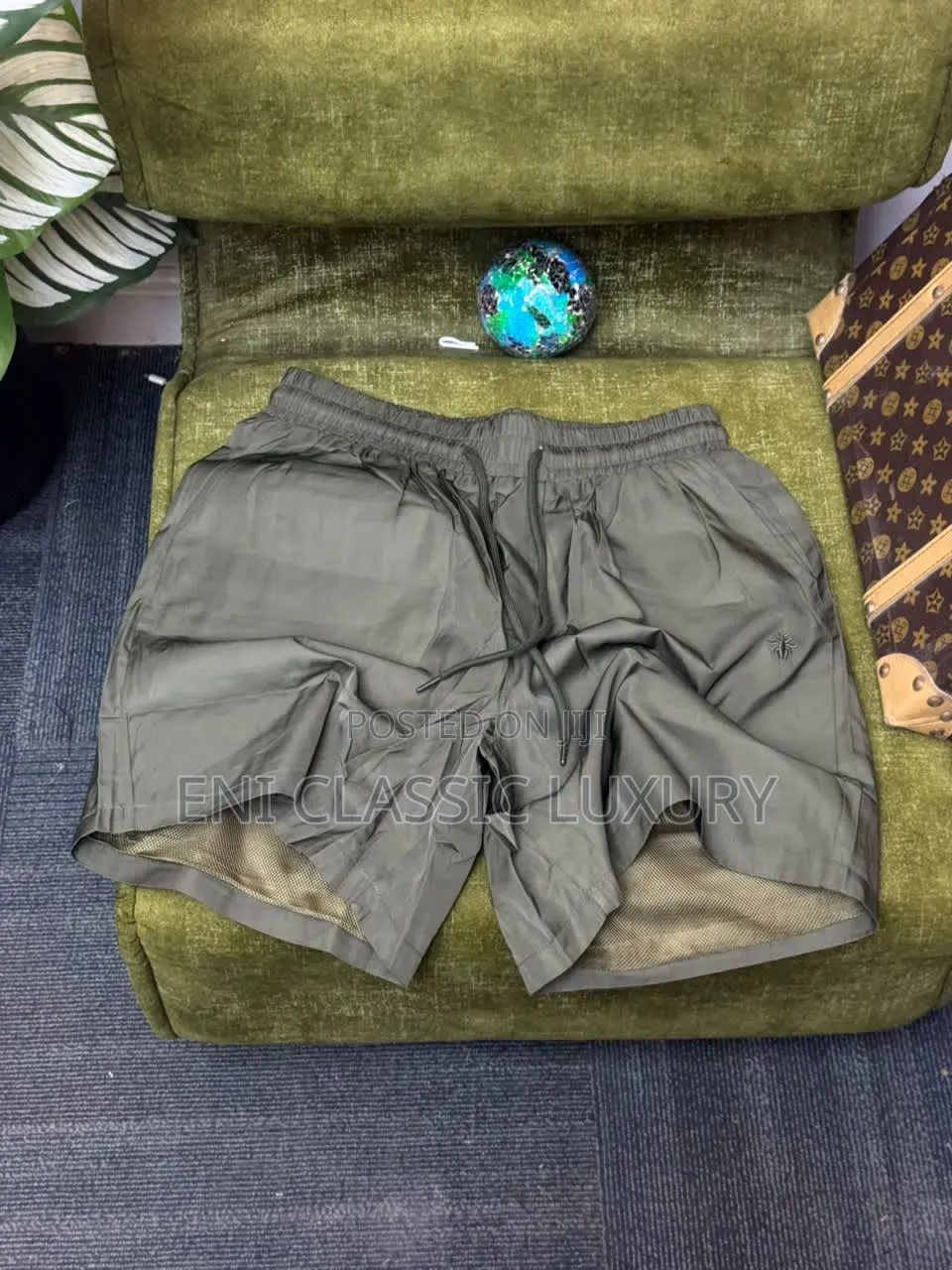 High Demand Luxury Men's Cargo Shorts Best Quality Well Branded