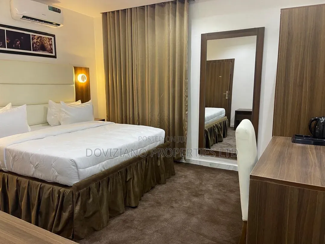 Well Built 13 Furmished Rooms Hotel and House