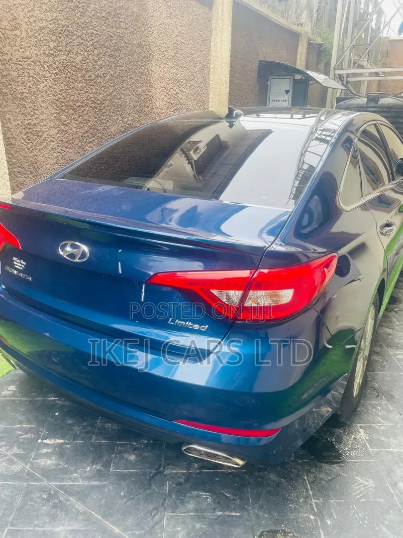 Hyundai Sonata 2016 Blue