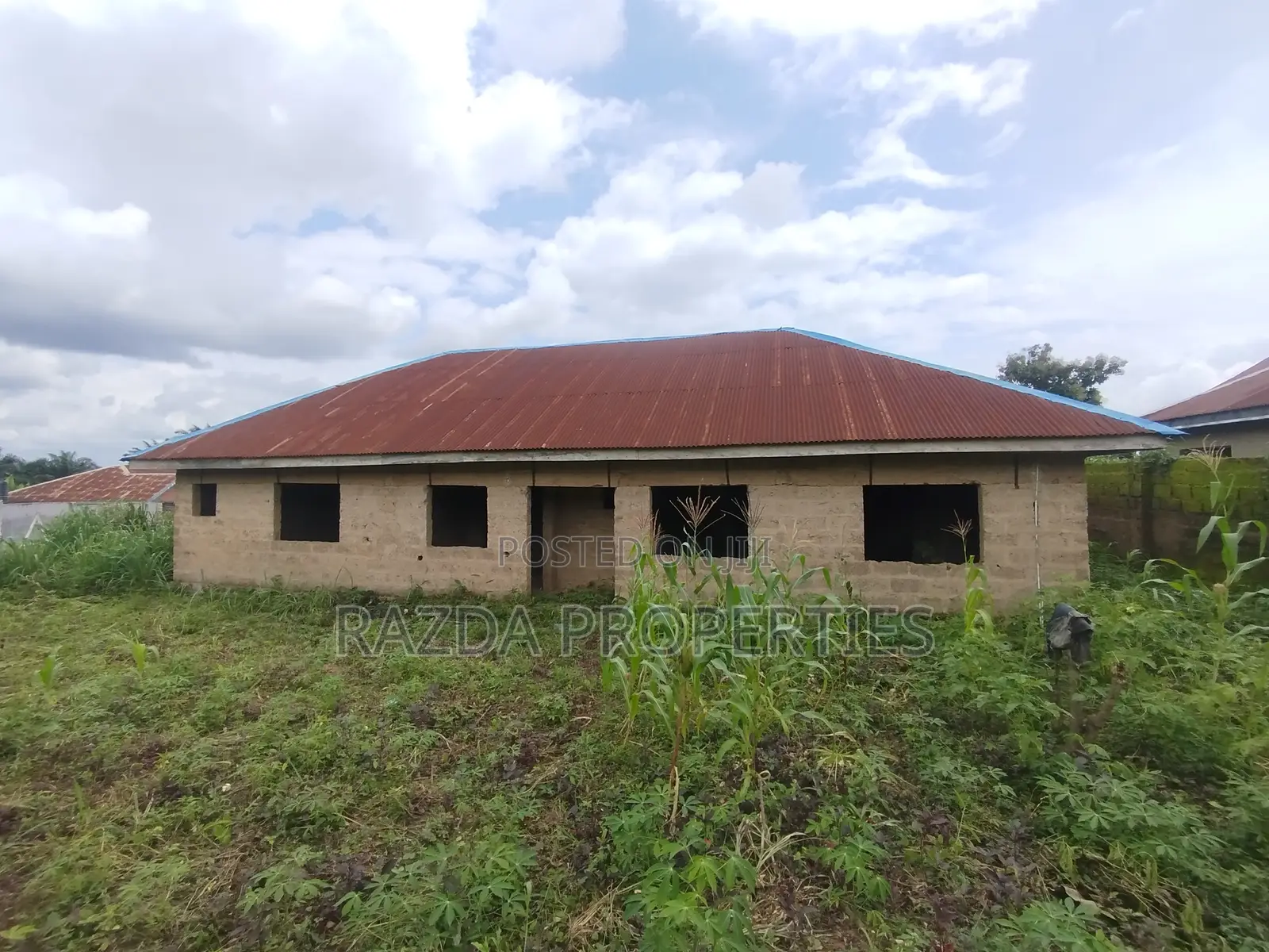 3bdrm Bungalow in Ile Funfun Area, Ife for sale