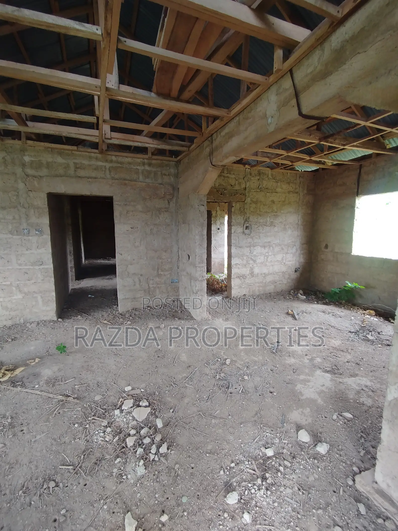 3bdrm Bungalow in Ile Funfun Area, Ife for sale