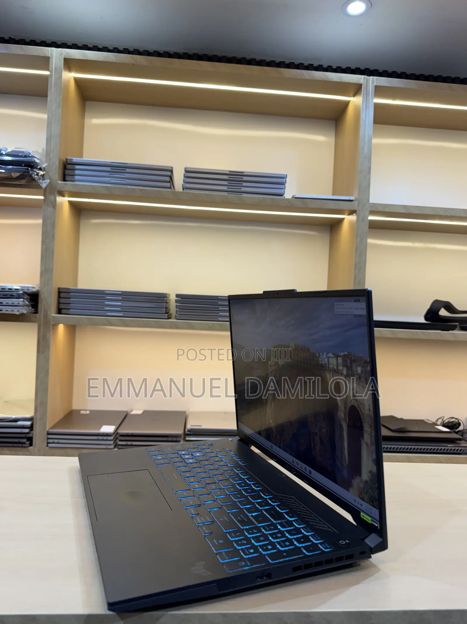 Laptop Asus TUF Gaming A16 16GB AMD Ryzen 9 SSD 1.5T