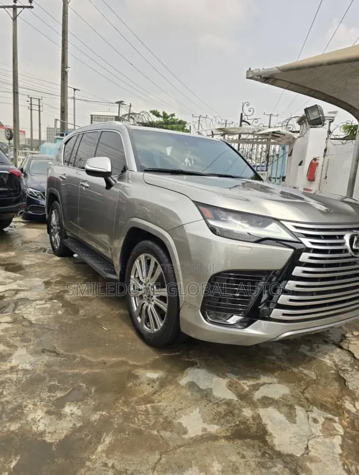 Lexus LX 2023 Gray