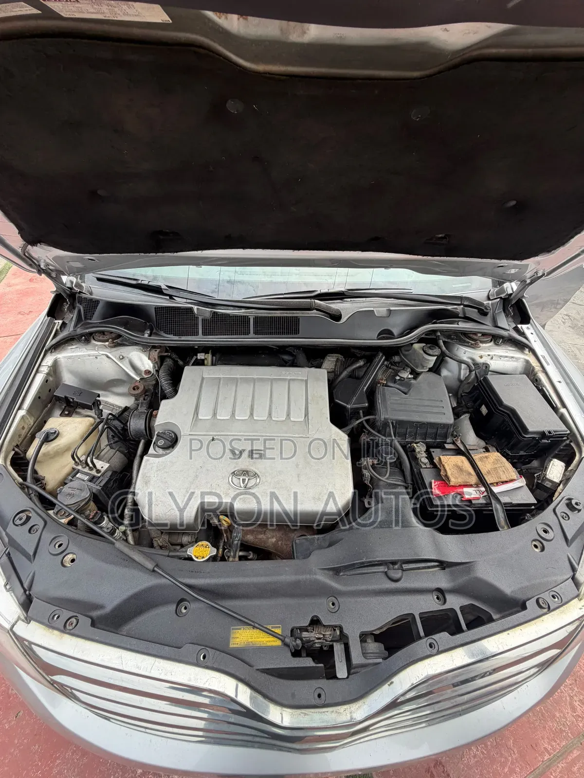 Toyota Venza 2010 Silver