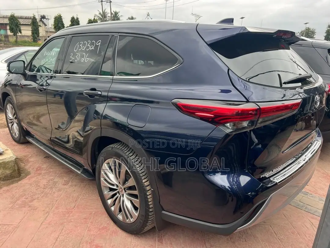 Toyota Highlander Platinum AWD 2020 Blue