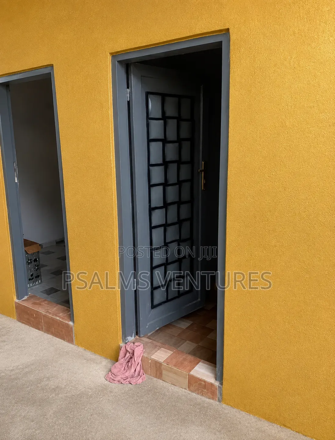 Mini Flat in Agege, Pen Cinema for rent