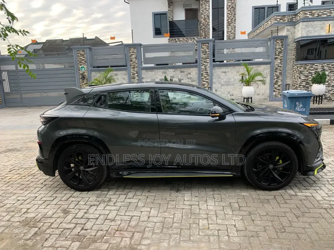 Changan UNI-T 2.0 FWD 2022 Beige