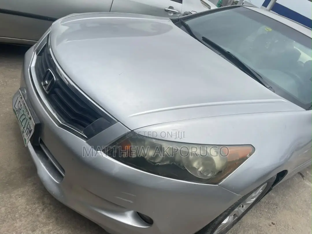 Honda Accord 2006 Silver