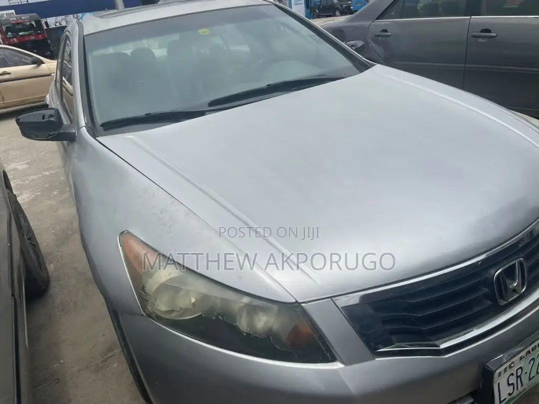 Honda Accord 2006 Silver