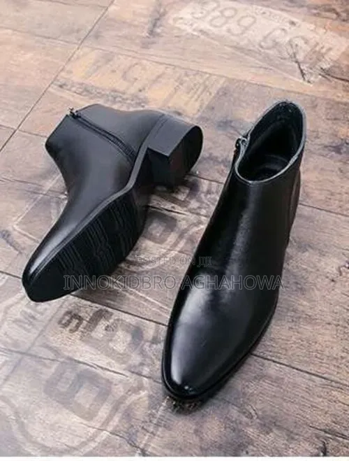 Premium British/Korean Zip Up Chelsea Boots With Pointed Toe.
