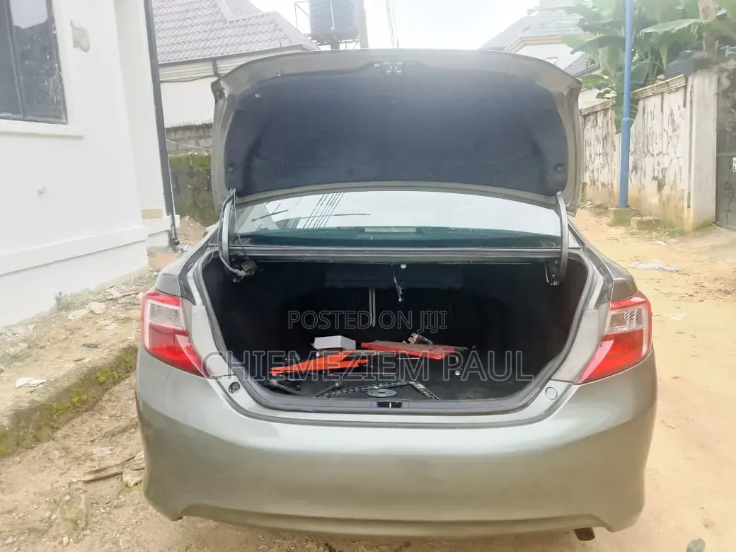 Toyota Camry 2013 Gray