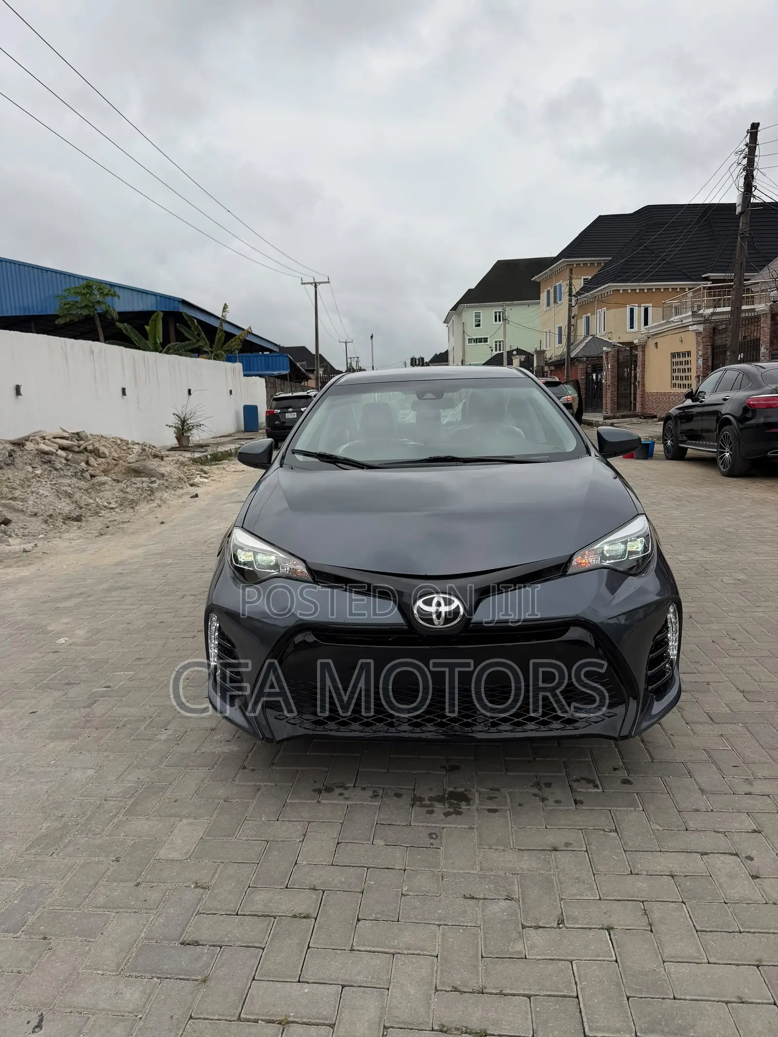 Toyota Corolla LE 4dr Sedan (1.8L 4cyl CVT) 2017 Gray