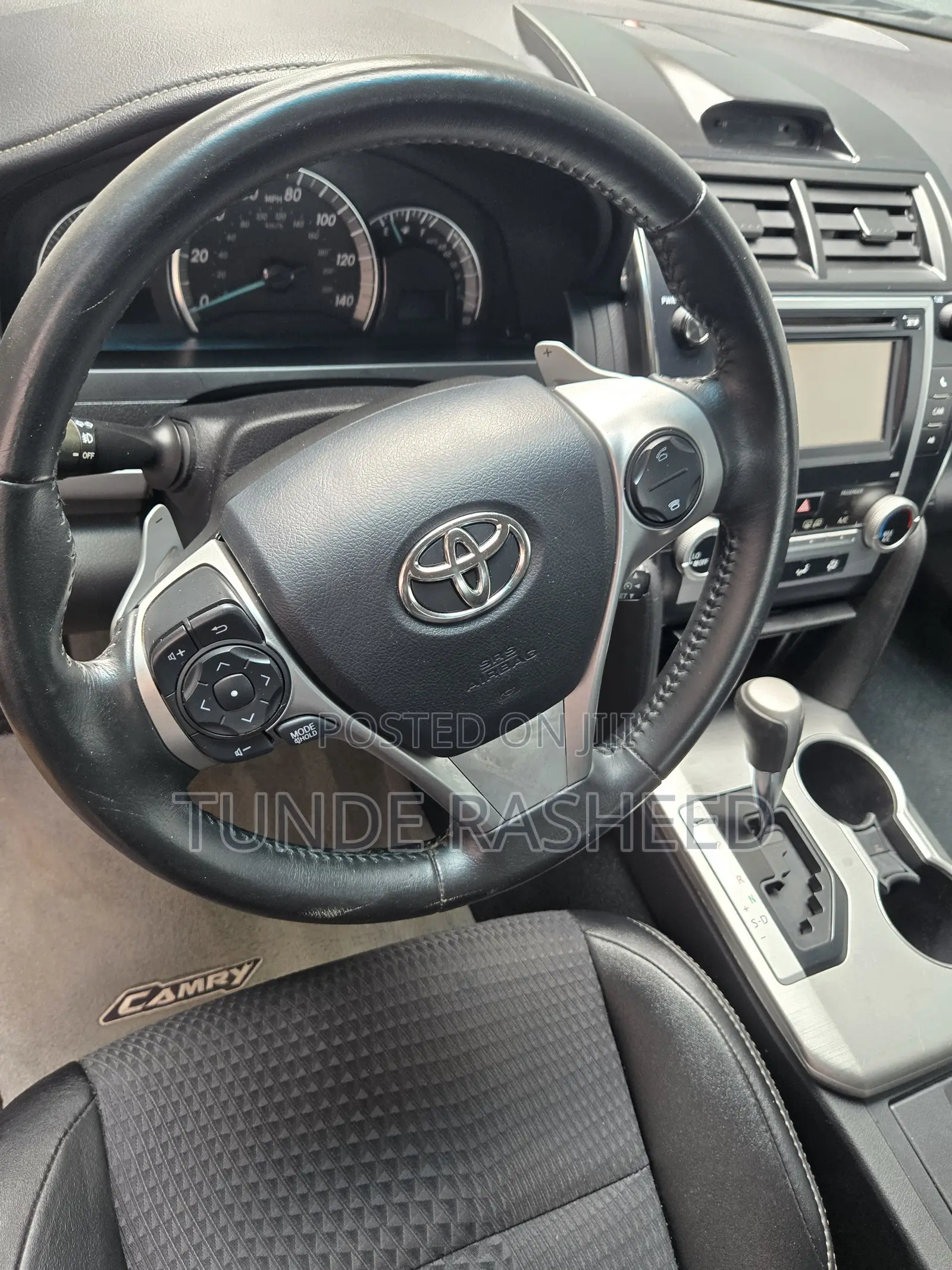 Toyota Camry SE 4dr Sedan (2.5L 4cyl 6A) 2013 Gray