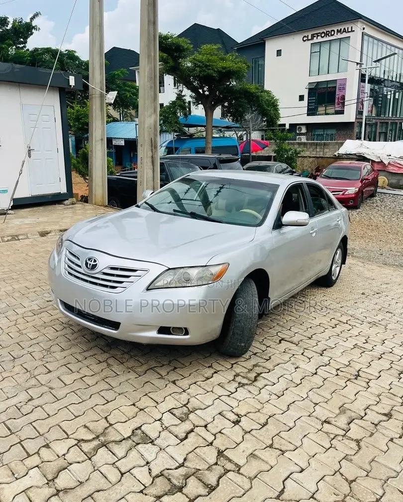 Toyota Camry 2008 Silver