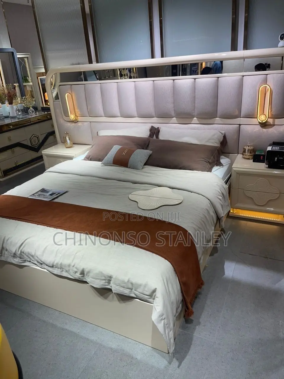 Luxury Bed Frame 180x200cm BYF