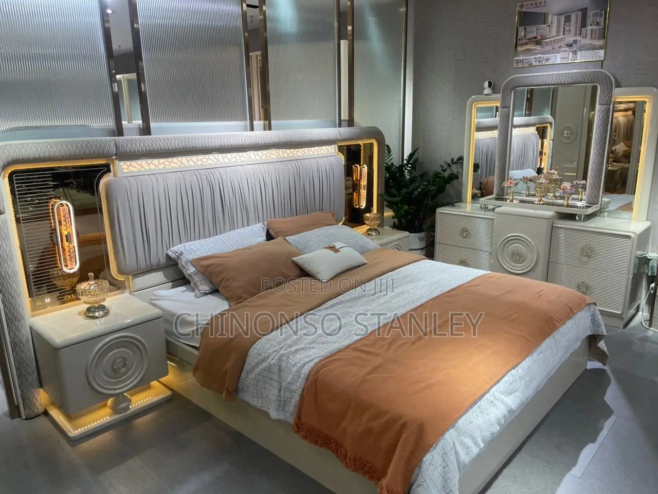 Luxury Bed Frame 180x200cm BYF