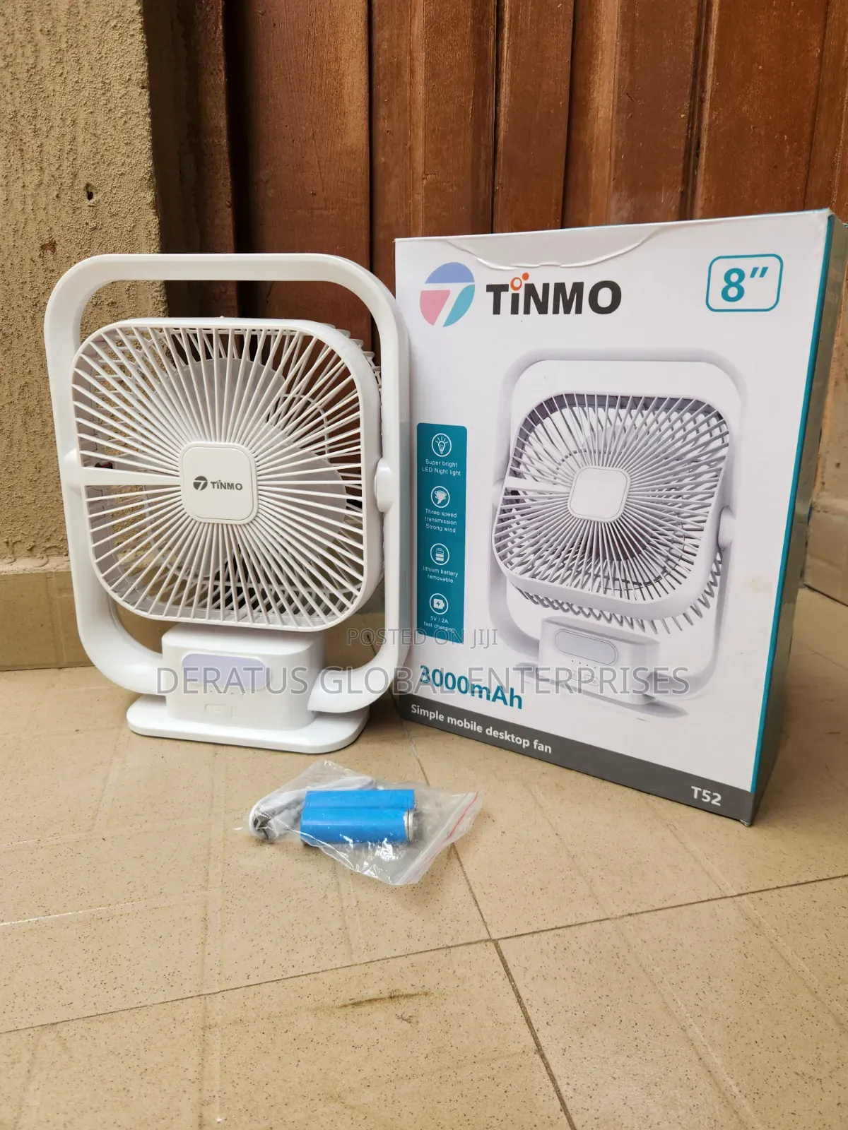TINMO Mini Table Fan _ 3000mAh Battery + LED Light