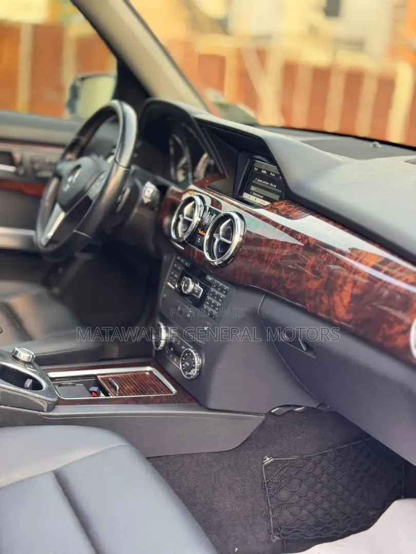 Mercedes-Benz GLK-Class 2014 Gray